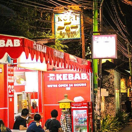 Budhi Beach Inn Kuta Lombok Buitenkant foto